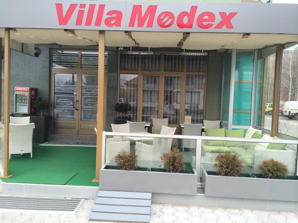 Guesthouse Villa Modex Парачин Екстериор снимка